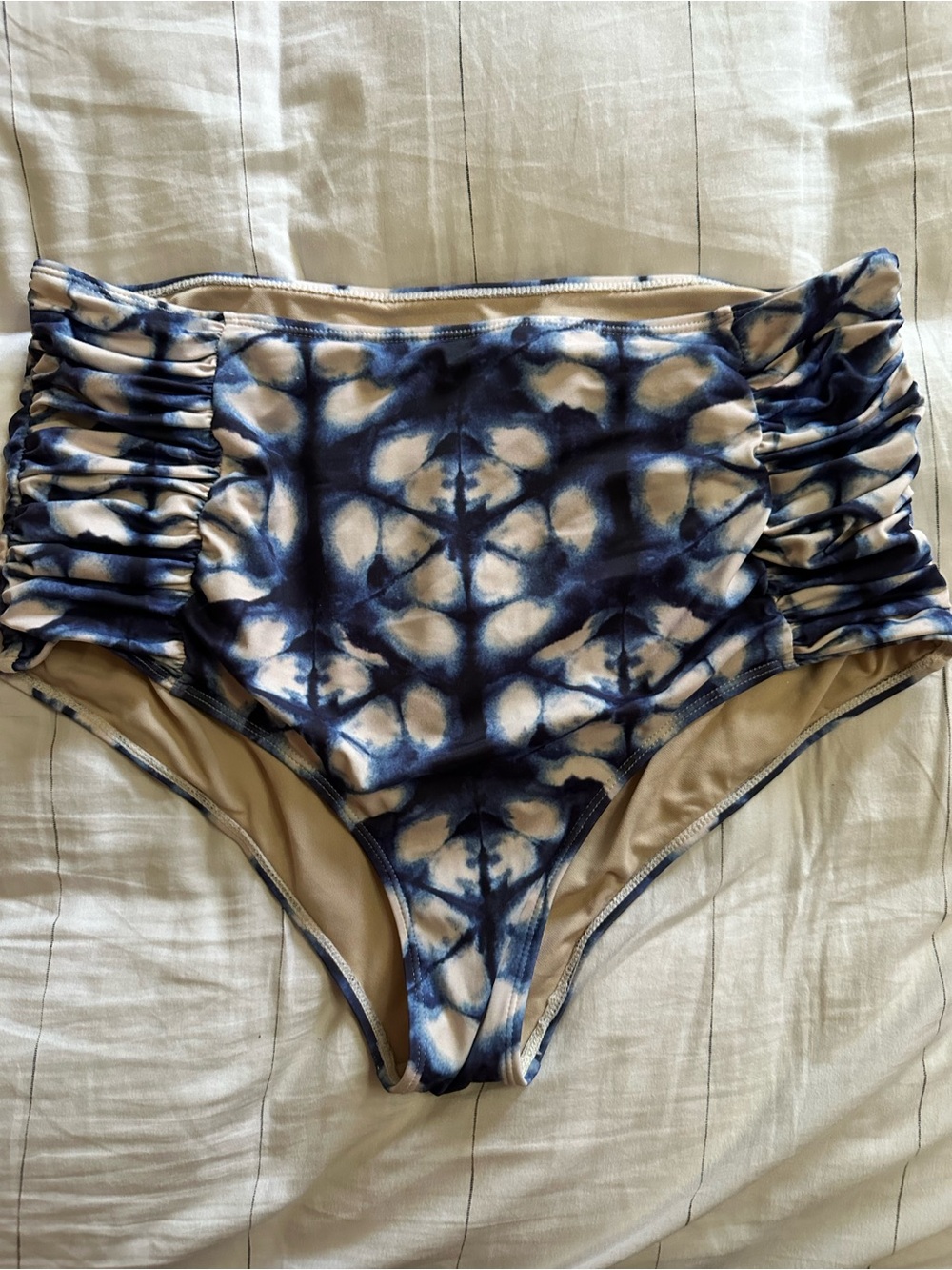 Ruched High-Waist Tie-Dye Bikini Bottoms - Navy & White